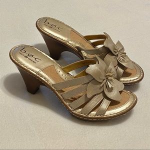 b.o.c. Born Concepts Flower Sandals Metallic Tan Beige 3.5” Wedge Heels